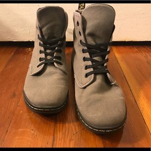 Dr. Martens- canvas,shoreditch style